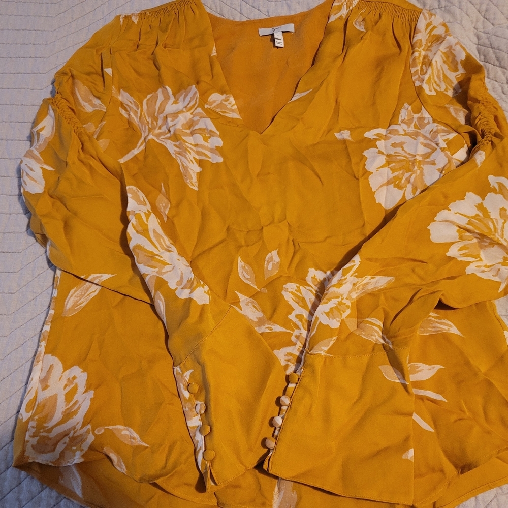 Women's floral blouse